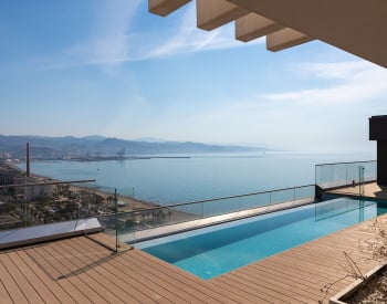 High Ceiling Flats with Spacious Terraces in Malaga