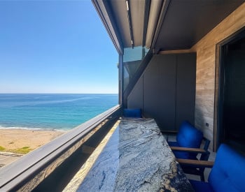 Furnished Apartment in a Seafront Complex in Mahmutlar Alanya