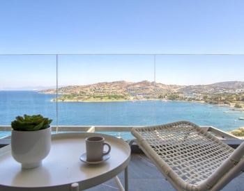 Apartments in a Complex with Private Pier in Bodrum Yalıkavak