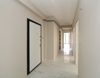 亚洛瓦萨夫兰路小区宽敞公寓 1