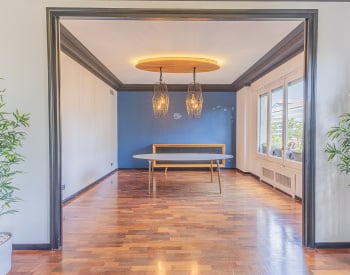 Spacious and Bright Apartment in Barcelona Les Corts
