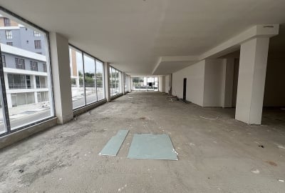 切克美柯伊（çekmeköy）地铁站附近，具有投资潜力的商铺待售 3