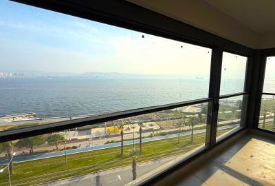Rymlig Lägenhet Med Havsutsikt I İzmir Karşıyaka Bostanlı 1