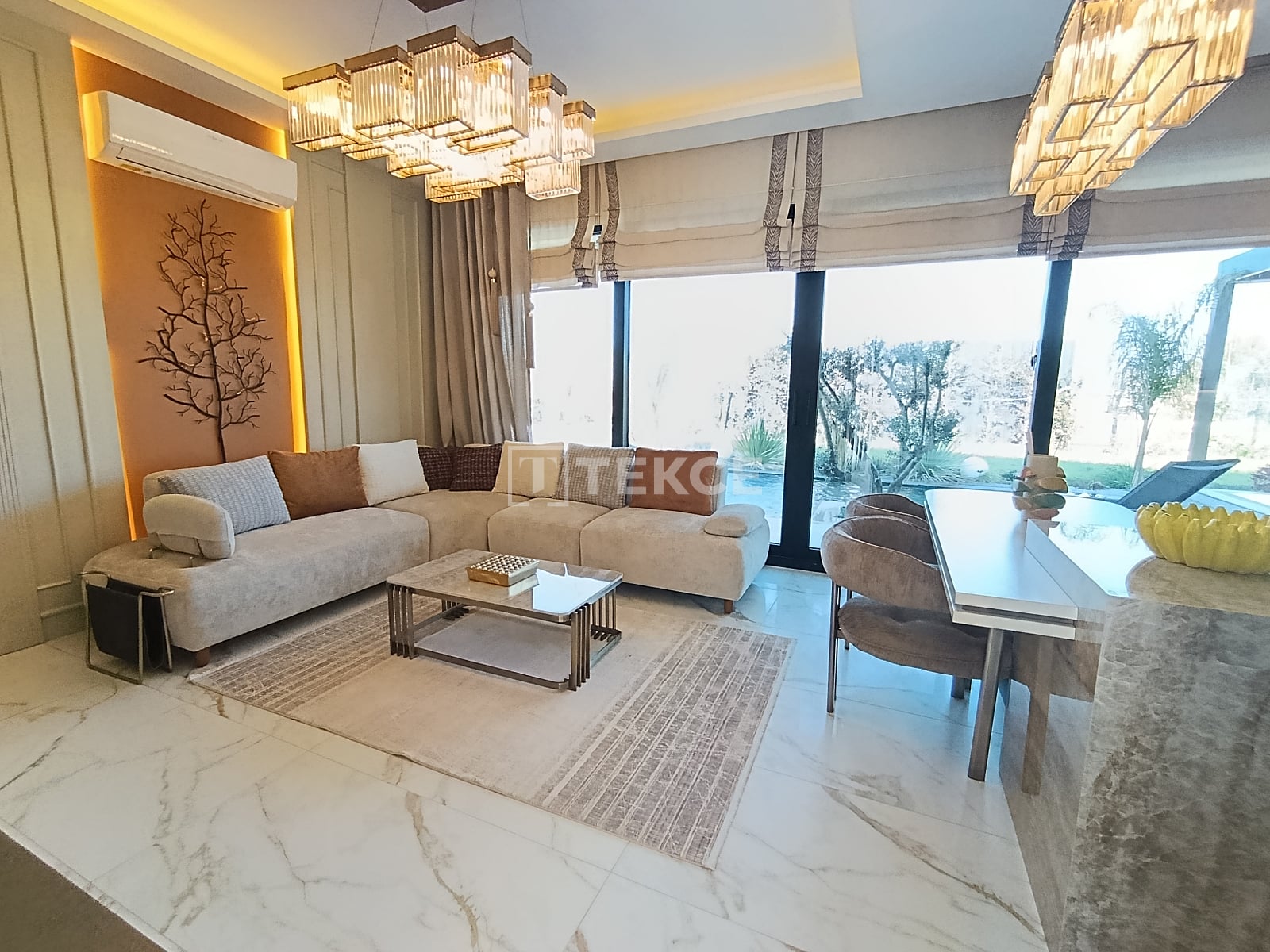 土耳其米拉斯四卧室海景别墅