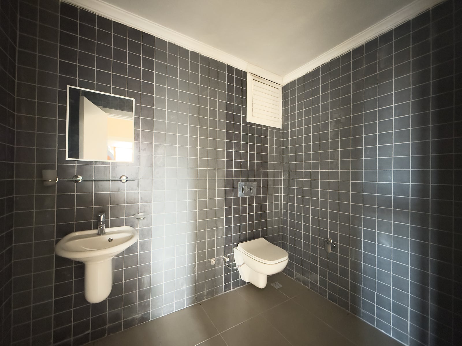 Mieszkanie 5 pokojów 215 m² Yomra, Turcja