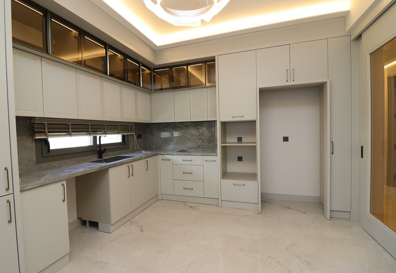 3 bedroom apartment 145 m² Yenişehir, Turkey