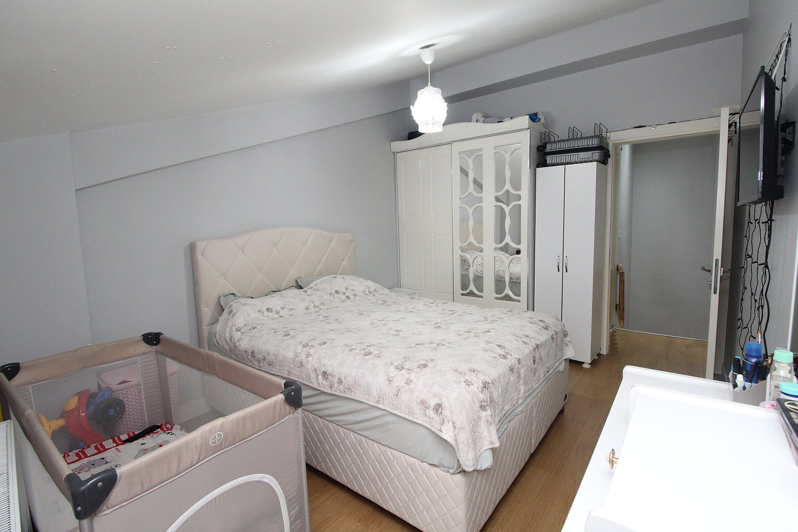 Bliźniak 3 pokoi 140 m² Eyuepsultan, Turcja