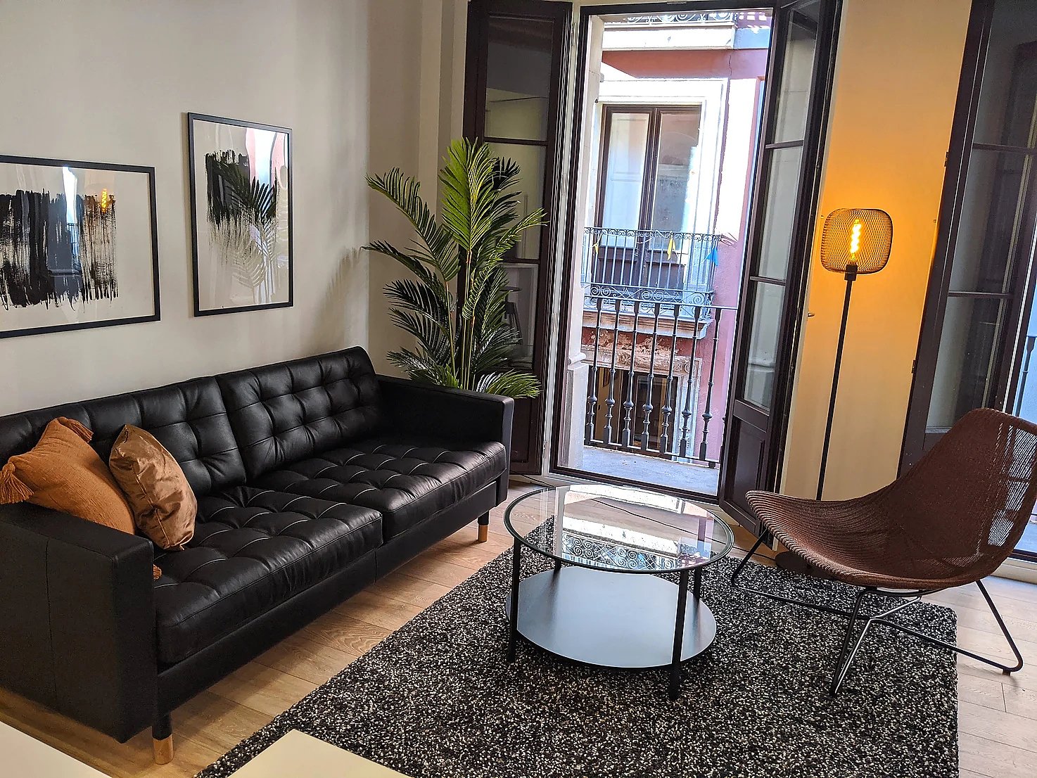 2 bedroom apartment 100 m² Barcelones, Spain