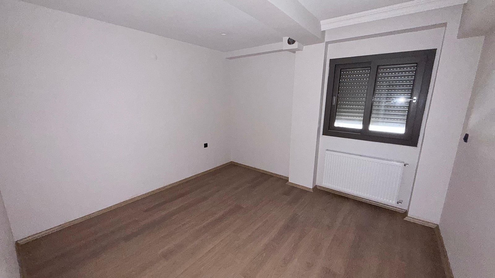 Mieszkanie 2 pokoi 42 m² Karsiyaka, Turcja