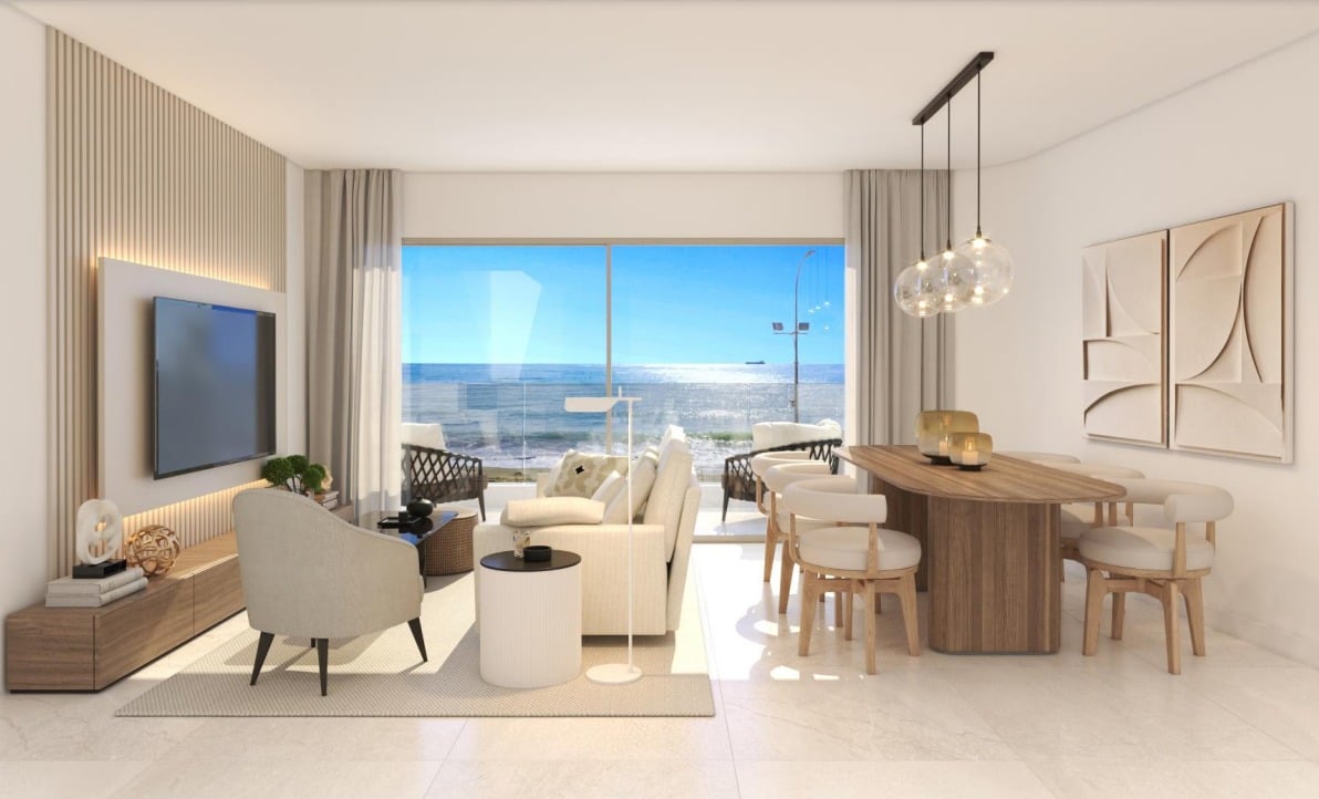 Málaga'da İdeal Lokasyonda Panoramik Deniz Manzaralı Daireler