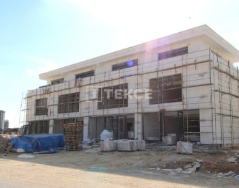 Geschäfte Und Büros An Der Hauptstraße In Antalya Aksu 8