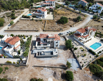 Stijlvolle Huizen Met Zwembad Op Een Gunstige Locatie In Girne 15