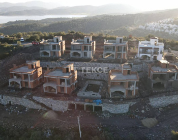 Detached Houses with Sea and Lake Views in Boğaziçi Milas 15