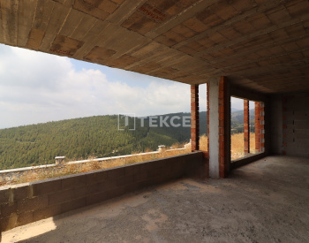 Erdemli'de Büyüleyici Orman ve Deniz Manzaralı Satılık Villa 25