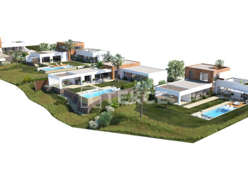 Duplex Detached Villa with Panoramic Sea View in Marbella 10