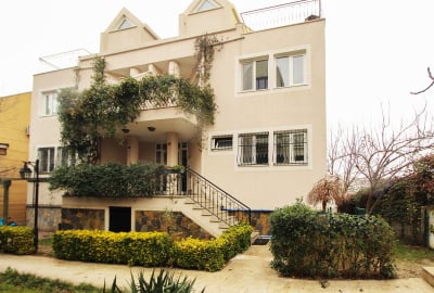 منزل للإيجار فسيح من 5 غرف نوم في إسطنبول باشاك شهير 1