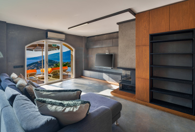 Kalkan'da Panoramik Deniz Manzaralı Villa 1