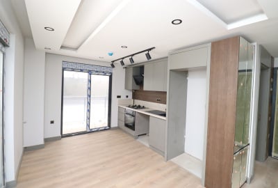 1-bedroom Rental Apartment in a Complex in Muratpaşa Antalya 1