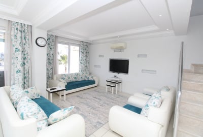 3-bedroom Furnished Apartment in a Complex in Belek, Antalya 1