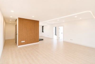 Antalya Kızıltoprak Meidan Plaza'da 2+1 Kiralık Ofis 1