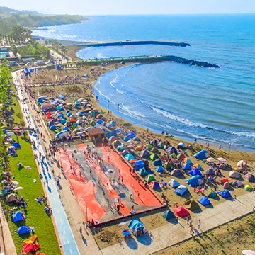 استكشف أفضل الشواطئ في طرابزون للسباحة، والاستمتاع بأشعة الشمس، والاسترخاء على ساحل البحر الأسود. استمتع بشواطئ هادئة، ووجهات عائلية، ووجهات بحرية خلابة.