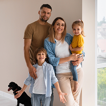 Воссоединение семьи и поддержка граждан Испании