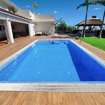 unshine and mild climate