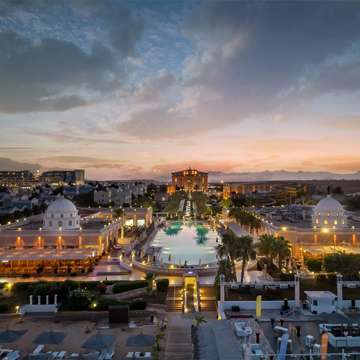 Resorts in Noord-Cyprus bieden luxe en entertainment aan zee