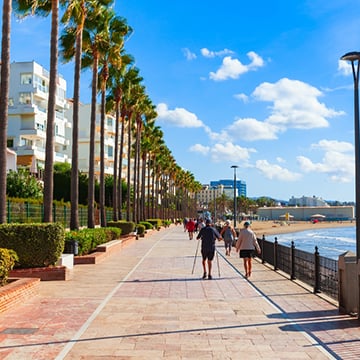 The Paseo Tradition and the Role of Plazas in Spanish Social Life