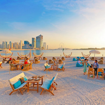 Dubai'de plaj kulübü