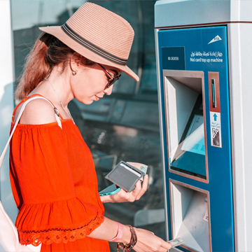 Korzystanie z bankomatów w Zjednoczonych Emiratach Arabskich
