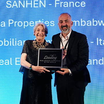 Özkan Tekçe at LeadingRE Global Symposium Özkan Tekçe at LeadingRE Global Symposium