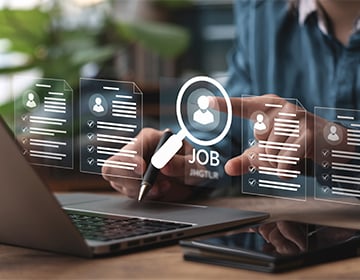 How to Find Jobs in the UAE