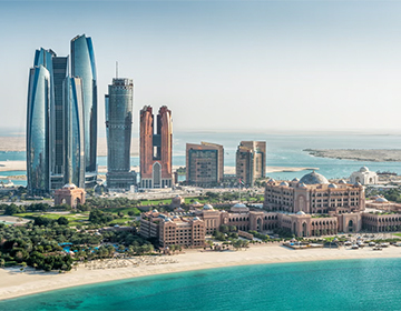 Abu Dhabi, UAE: Modern Luxury and Professional Opportunities for Expats Abu Dhabi, UAE: Modern Luxury and Professional Opportunities for Expats