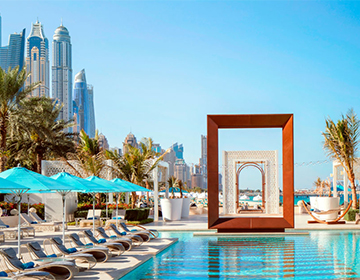 Visitors can enjoy city life and coastal escapes in Dubai and Abu Dhabi Visitors can enjoy city life and coastal escapes in Dubai and Abu Dhabi