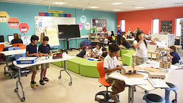 What are the Differences Between Public and Private Schools in the UAE? What are the Differences Between Public and Private Schools in the UAE?