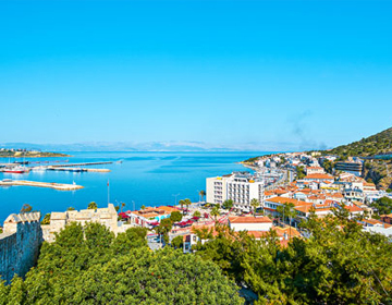 Living in İzmir Turkey as a Foreigner: Life in an Aegean Hub Living in İzmir Turkey as a Foreigner: Life in an Aegean Hub