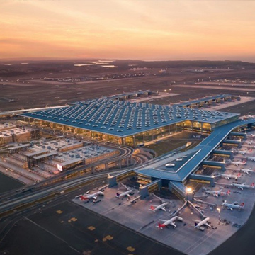 Türkiye’nin stratejik konumu, dünyanın en büyük havayolu şirketi olan Türk Hava Yolları ile daha da güçlenmektedir.