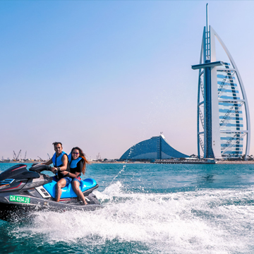 اكتشف أفضل نوادي الشاطئ في دبي. استكشف أماكن مناسبة للعائلات، وملاذات هادئة، وأماكن للحفلات الصاخبة. قارن بين كل نادي من حيث التقييمات والأسعار.